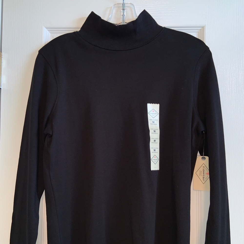 NWT St. John’s Bay Turtleneck